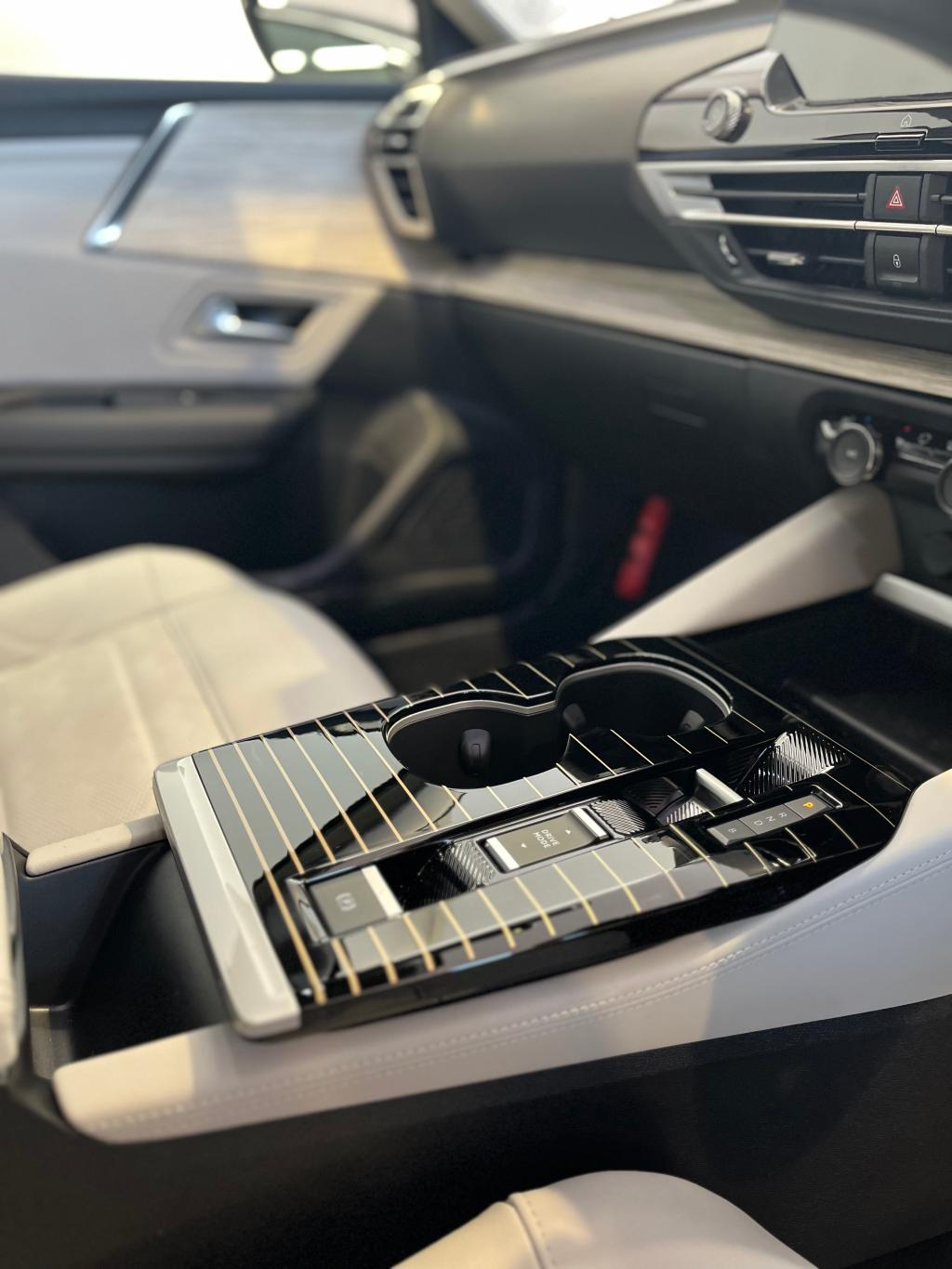 C5 X HYPNOS PLUG-IN HYBRID