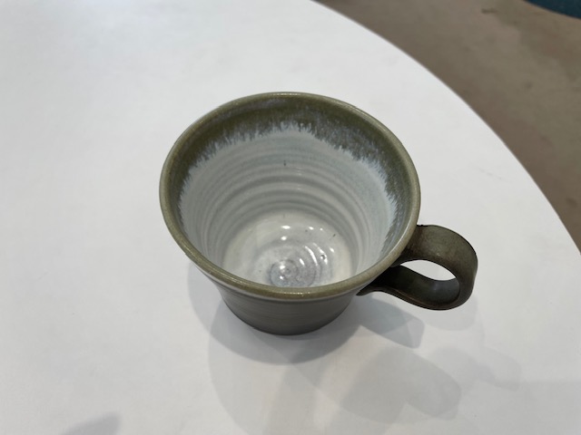 ご納車時に陶器のオリジナルコーヒーカップを頂きました！