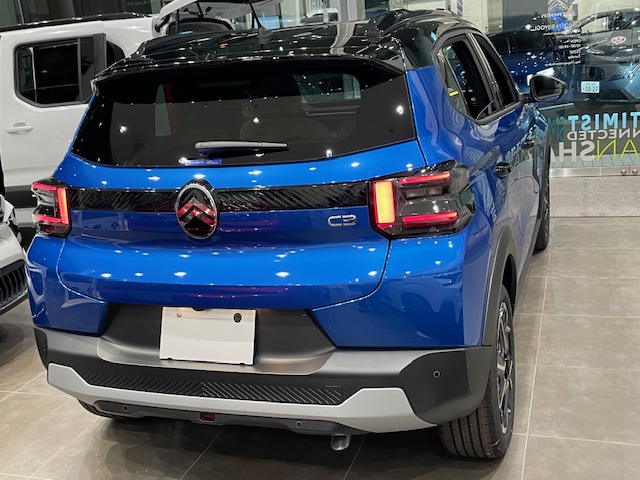 新型C3 は明日から3日間だけの展示となります！デビューフェアーは11月半ばを予定しております！！