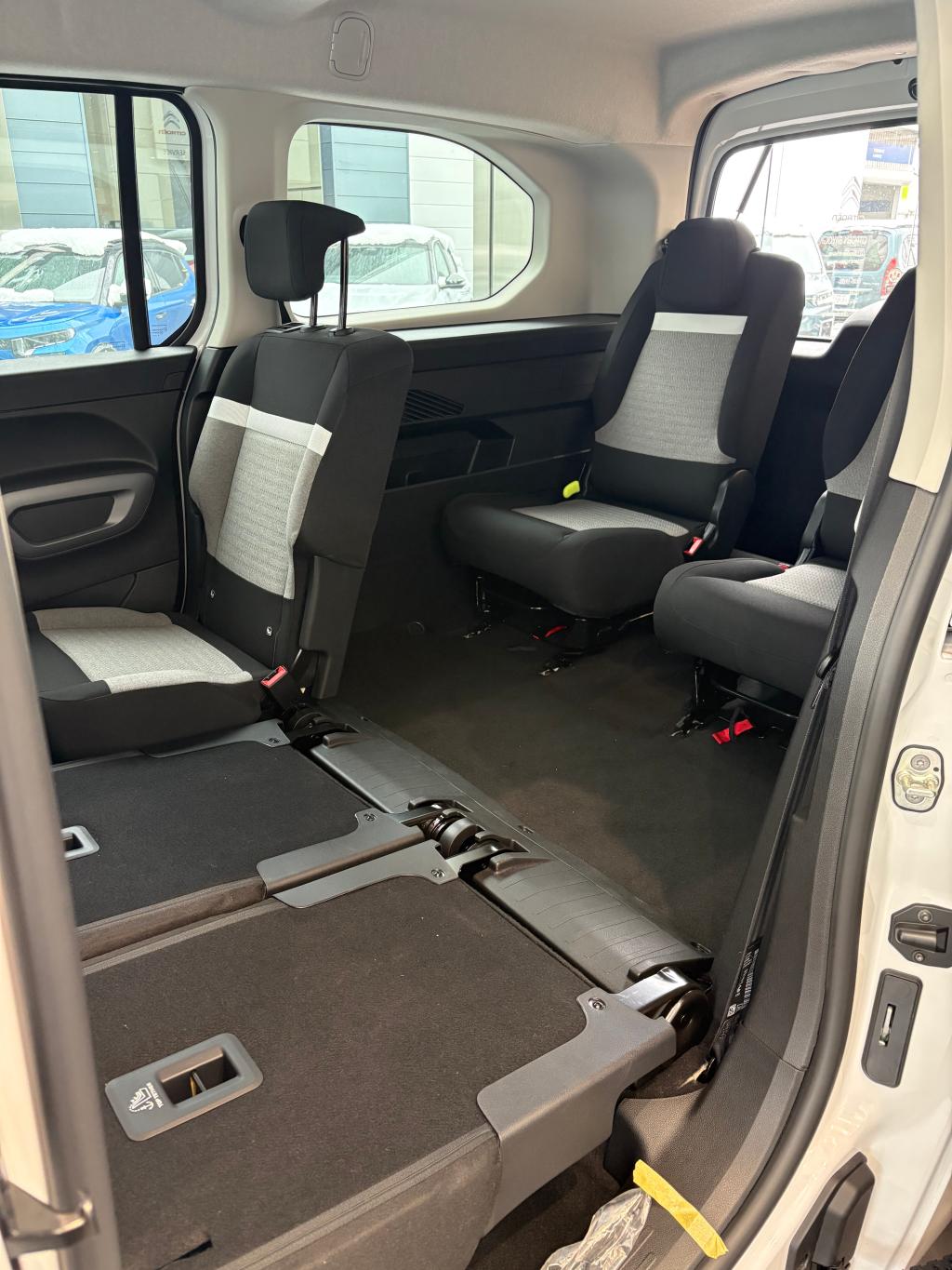 BERLINGO LONGの魅力を紹介！