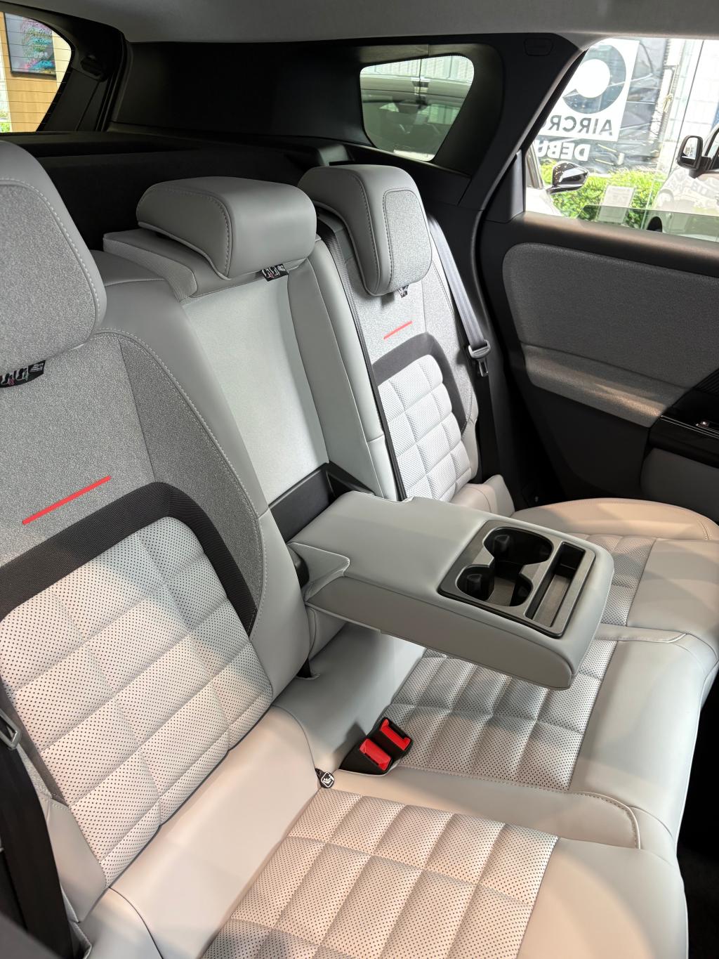 NEW C5 AIRCROSSの内装を一部紹介！